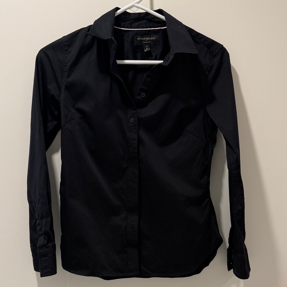 Banana Republic Women's Black Button Down Shirt - Picture 2 of 5